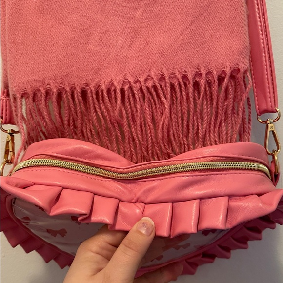 Mellow & Mod Tote and Scarf Gift Set - Picture 3 of 8